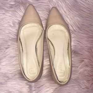 Shoes - Flats